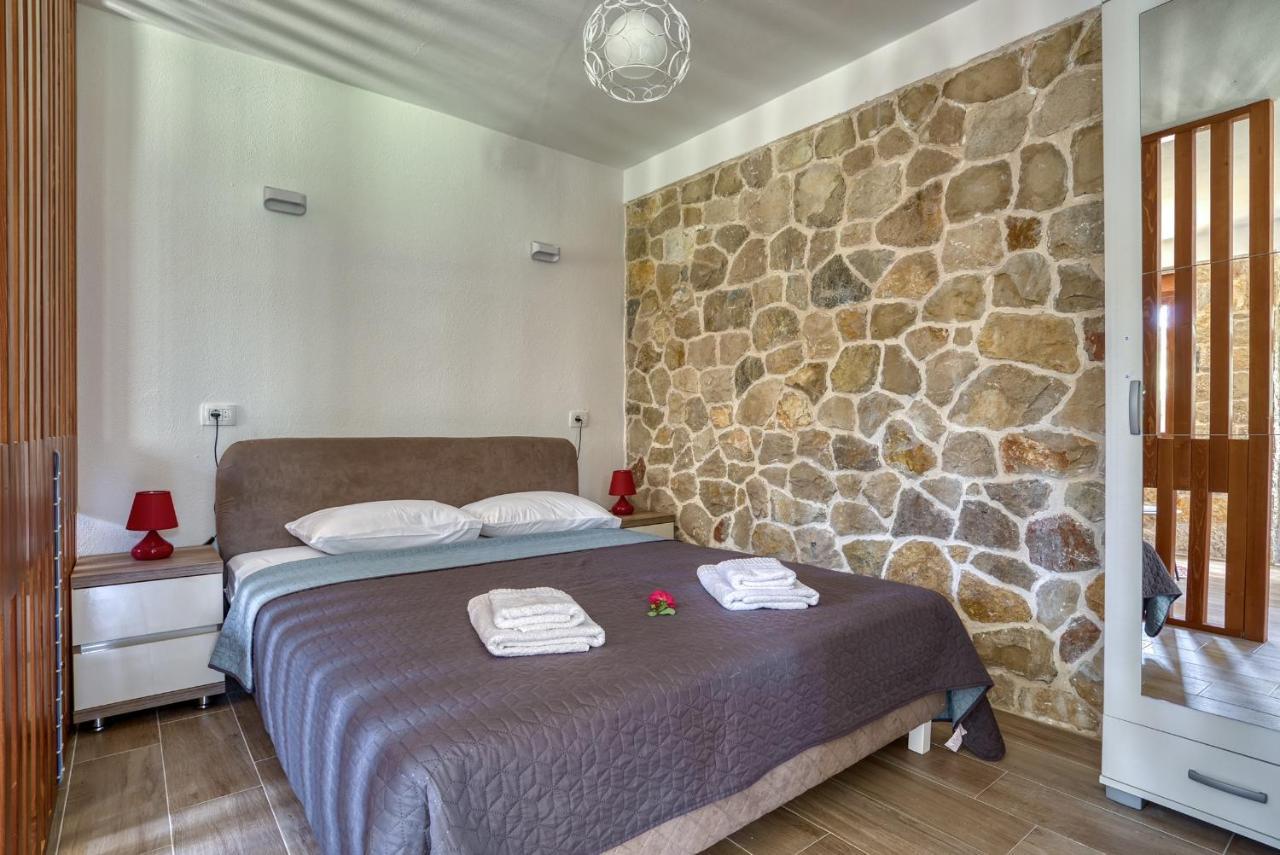 Stonehouse In Olives Apartment Ulcinj Exterior foto